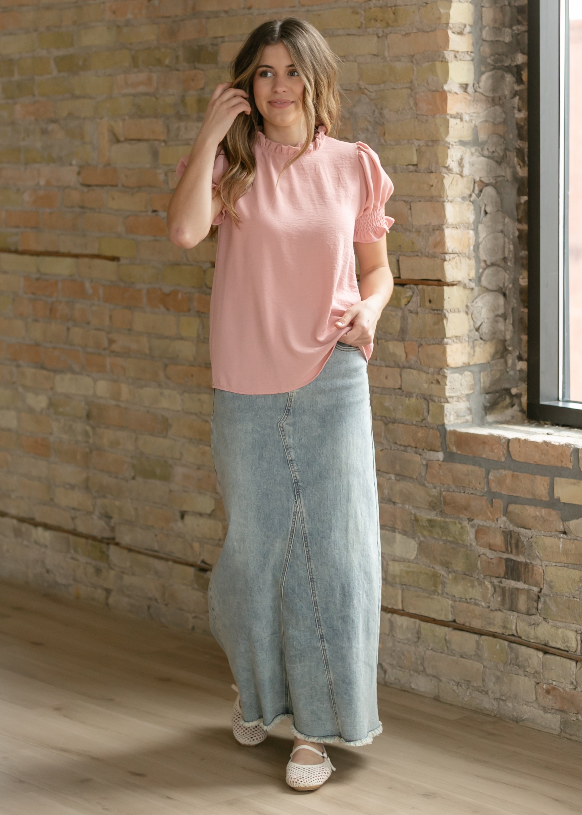 Clara Ruffle Mockneck Short Sleeve Top